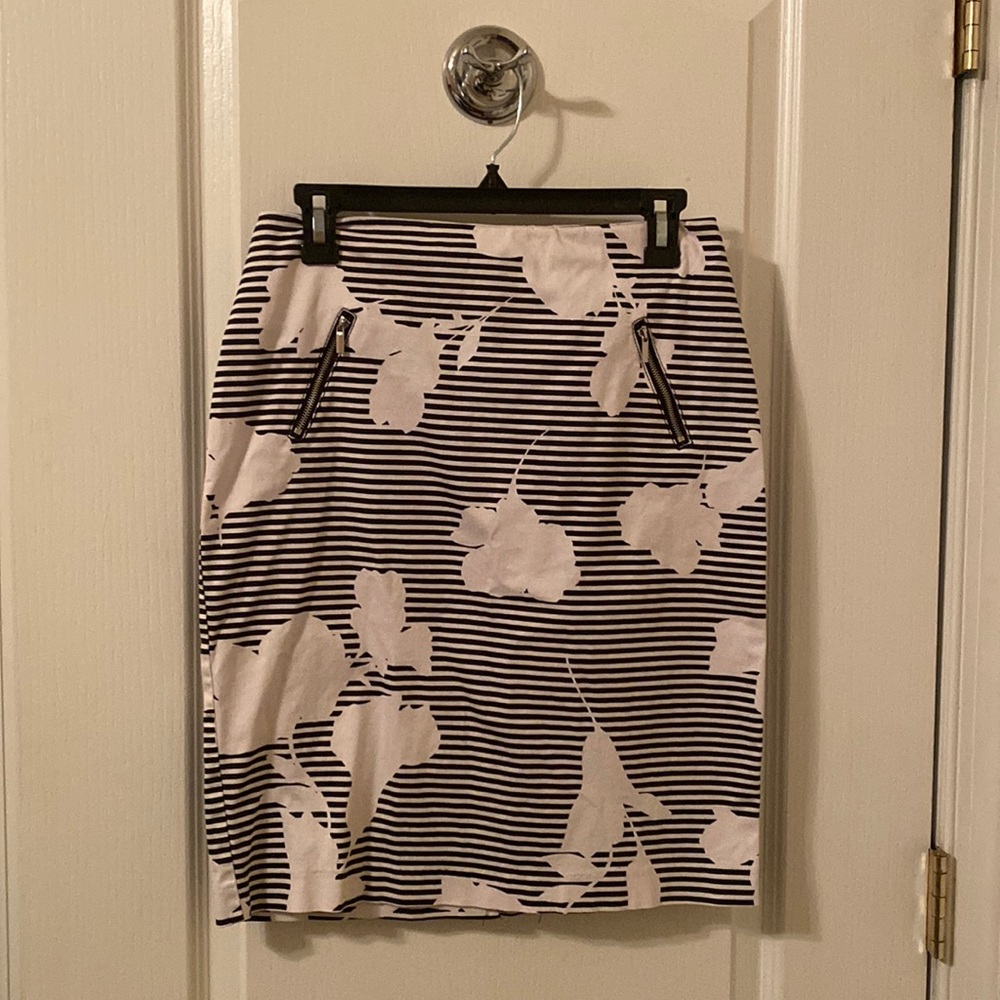 New York & Company Pencil Skirt